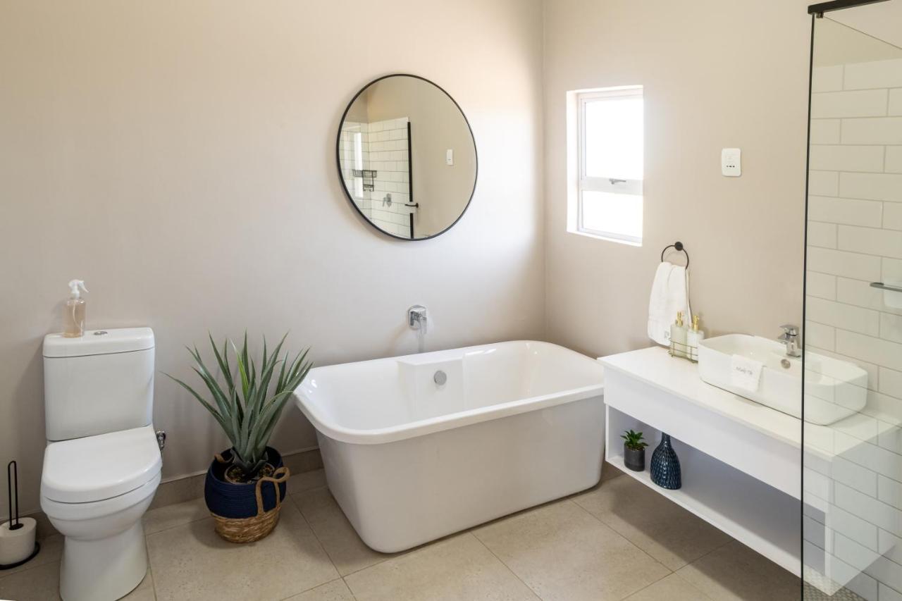 Summer Palace Guesthouse Bloemfontein Bagian luar foto