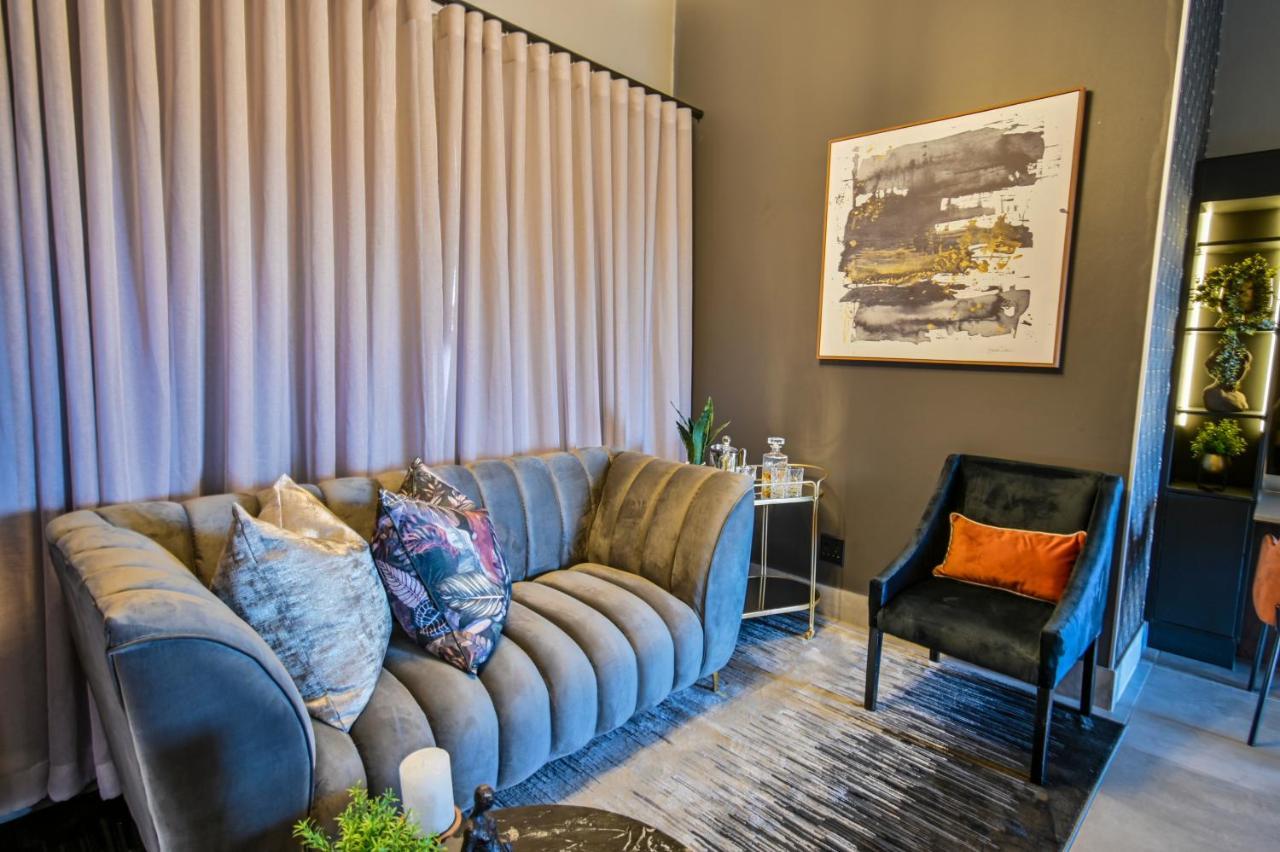 Summer Palace Guesthouse Bloemfontein Bagian luar foto