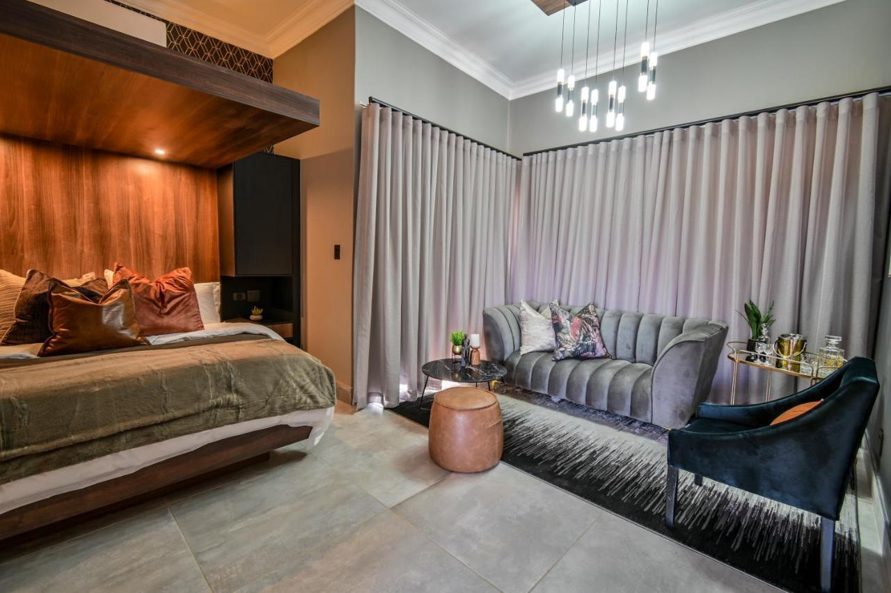 Summer Palace Guesthouse Bloemfontein Bagian luar foto