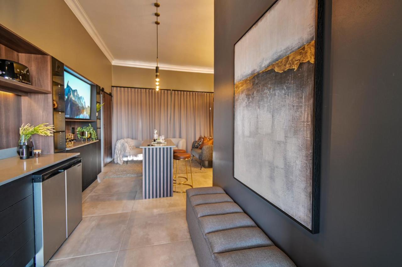 Summer Palace Guesthouse Bloemfontein Bagian luar foto