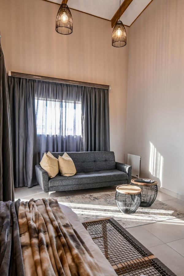 Summer Palace Guesthouse Bloemfontein Bagian luar foto