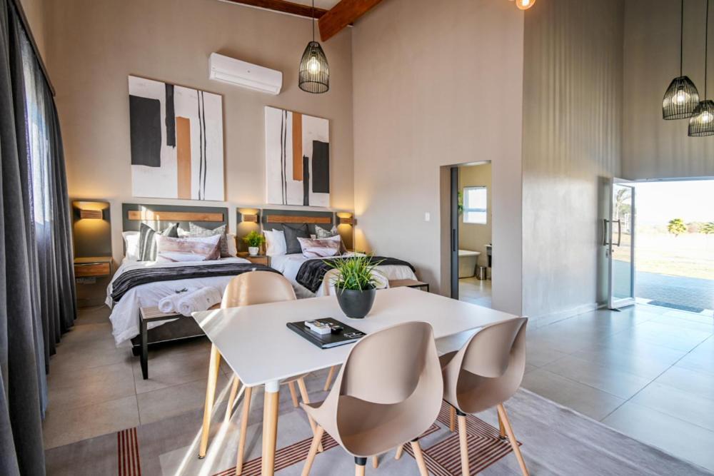 Summer Palace Guesthouse Bloemfontein Bagian luar foto