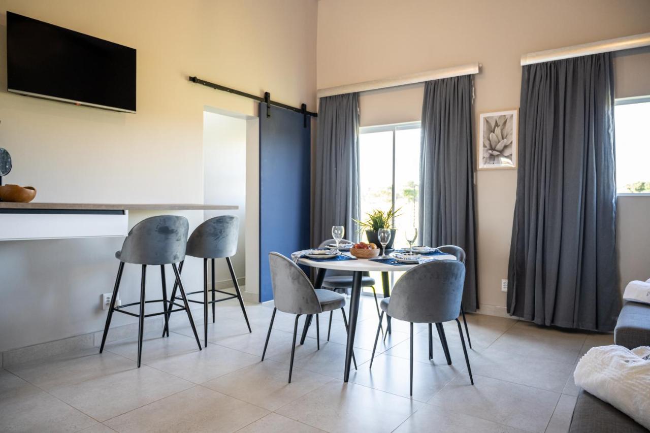 Summer Palace Guesthouse Bloemfontein Bagian luar foto